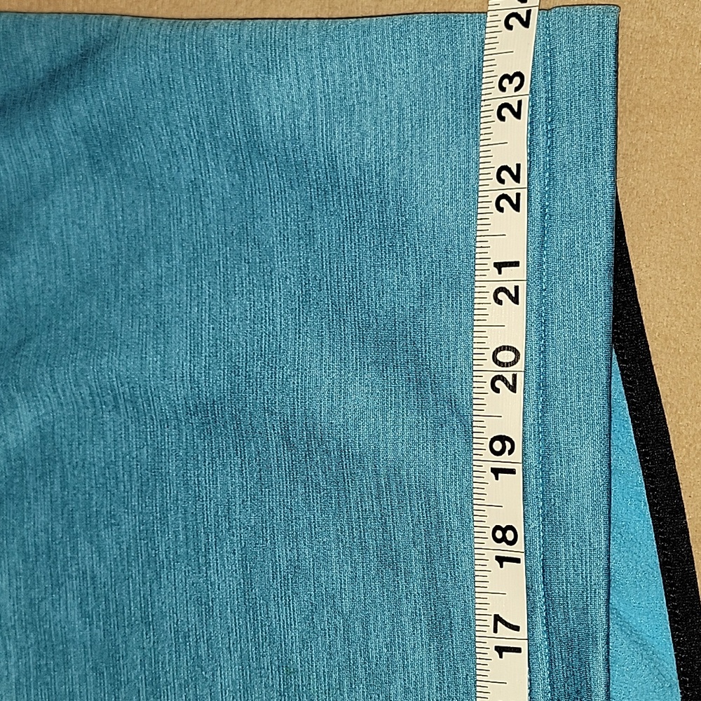 Under Armour Mens 1/2 Zip-Up Sweater in Turquoise Blue Size 2XL EUC - Picture 10 of 12